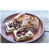 bread-with-brie-and-jam-PCCGR68