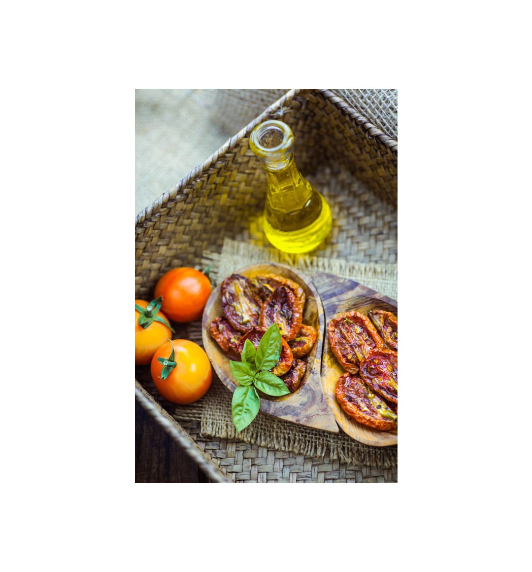 tomatoes-P89NZB6_(1)_edited